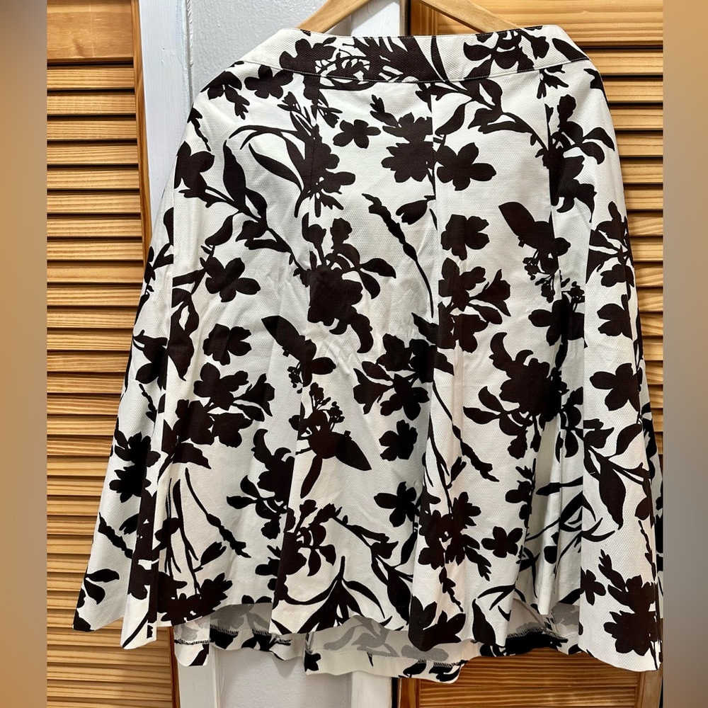 H&M Flare Knee-Length Lined White & Brown Skirt